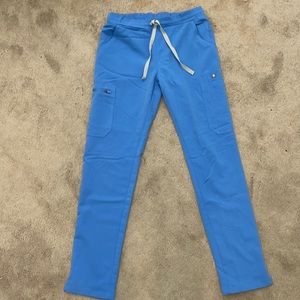 Figs Yola skinny scrub pants